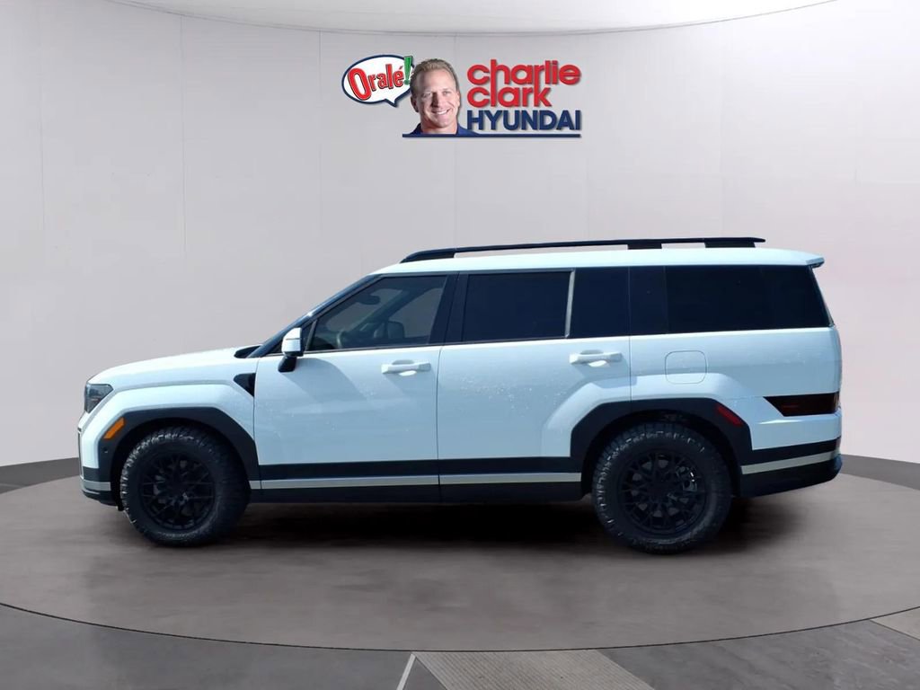 Used 2025 Hyundai Santa Fe Limited image 3