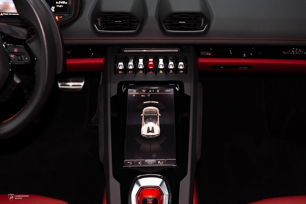 Used 2023 Lamborghini Huracan EVO image 33