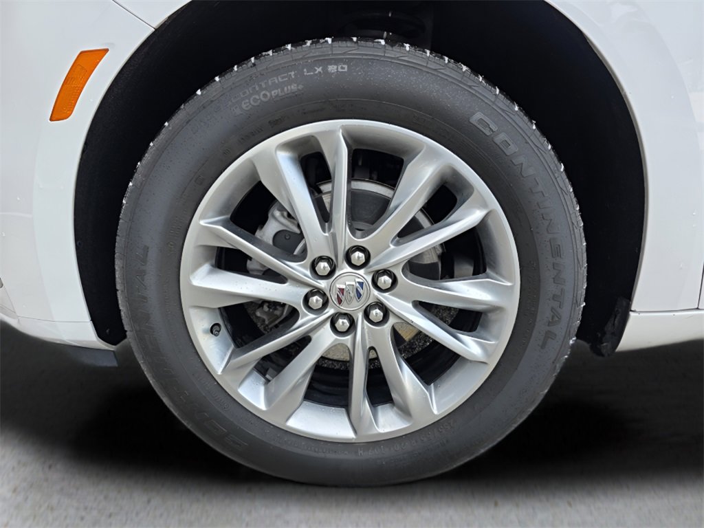 Used 2024 Buick Enclave Avenir w/ Avenir Technology Package image 11