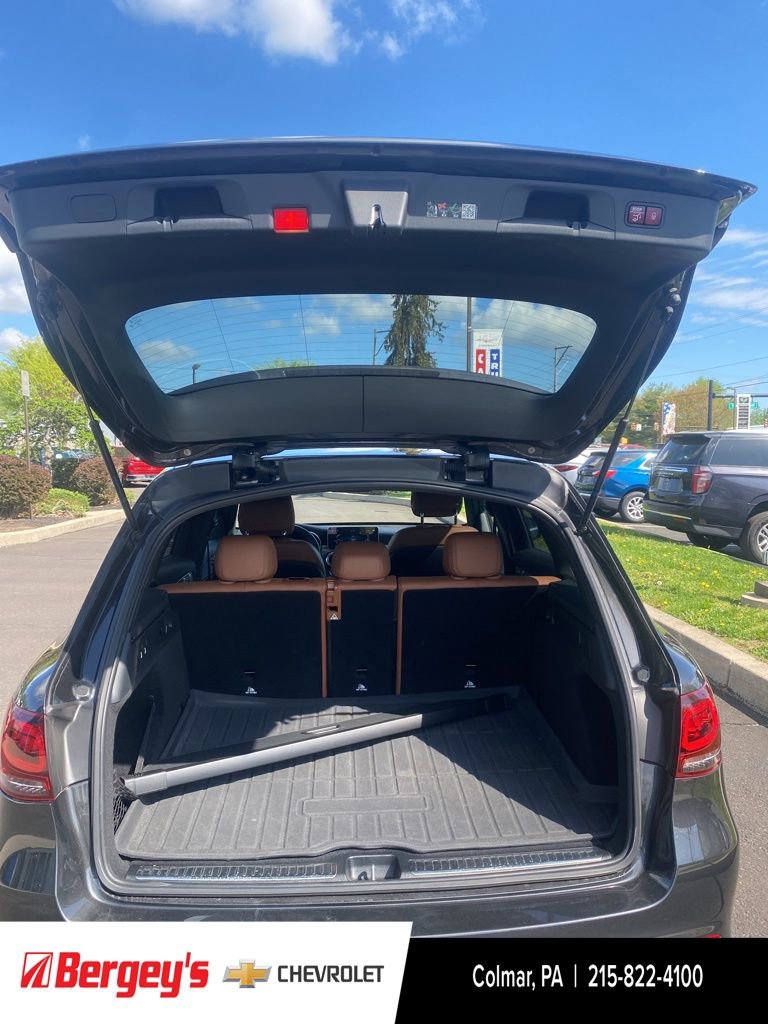 Used 2022 Mercedes-Benz GLC 43 AMG 4MATIC image 21