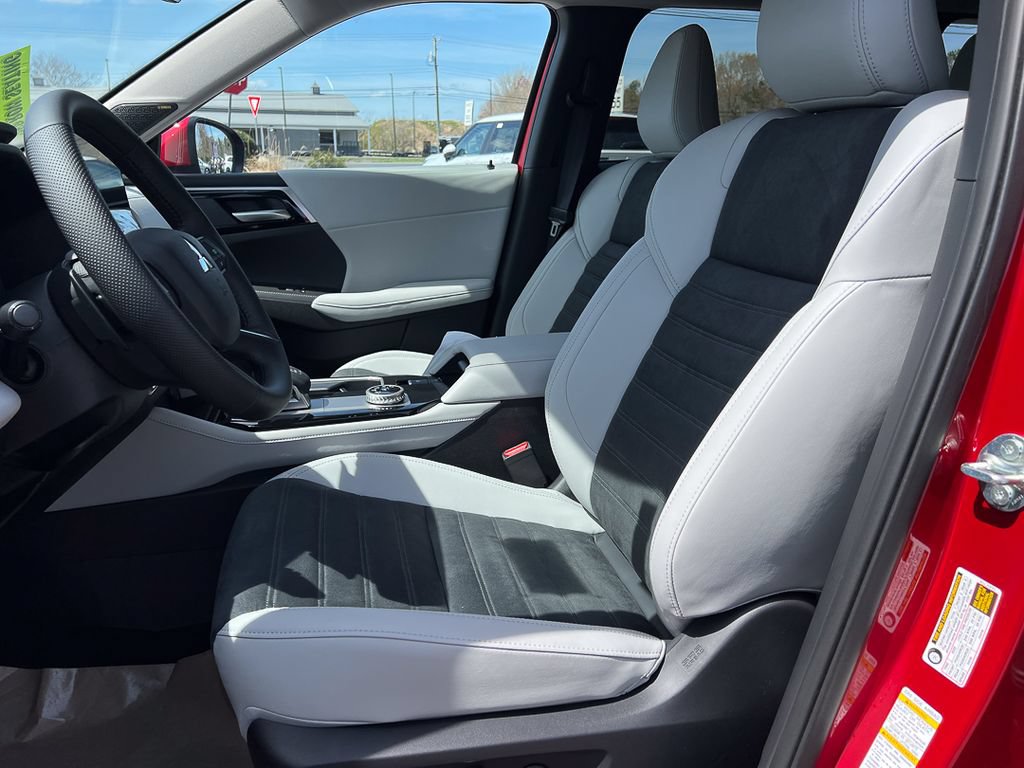 New 2025 Mitsubishi Outlander SE FWD image 19