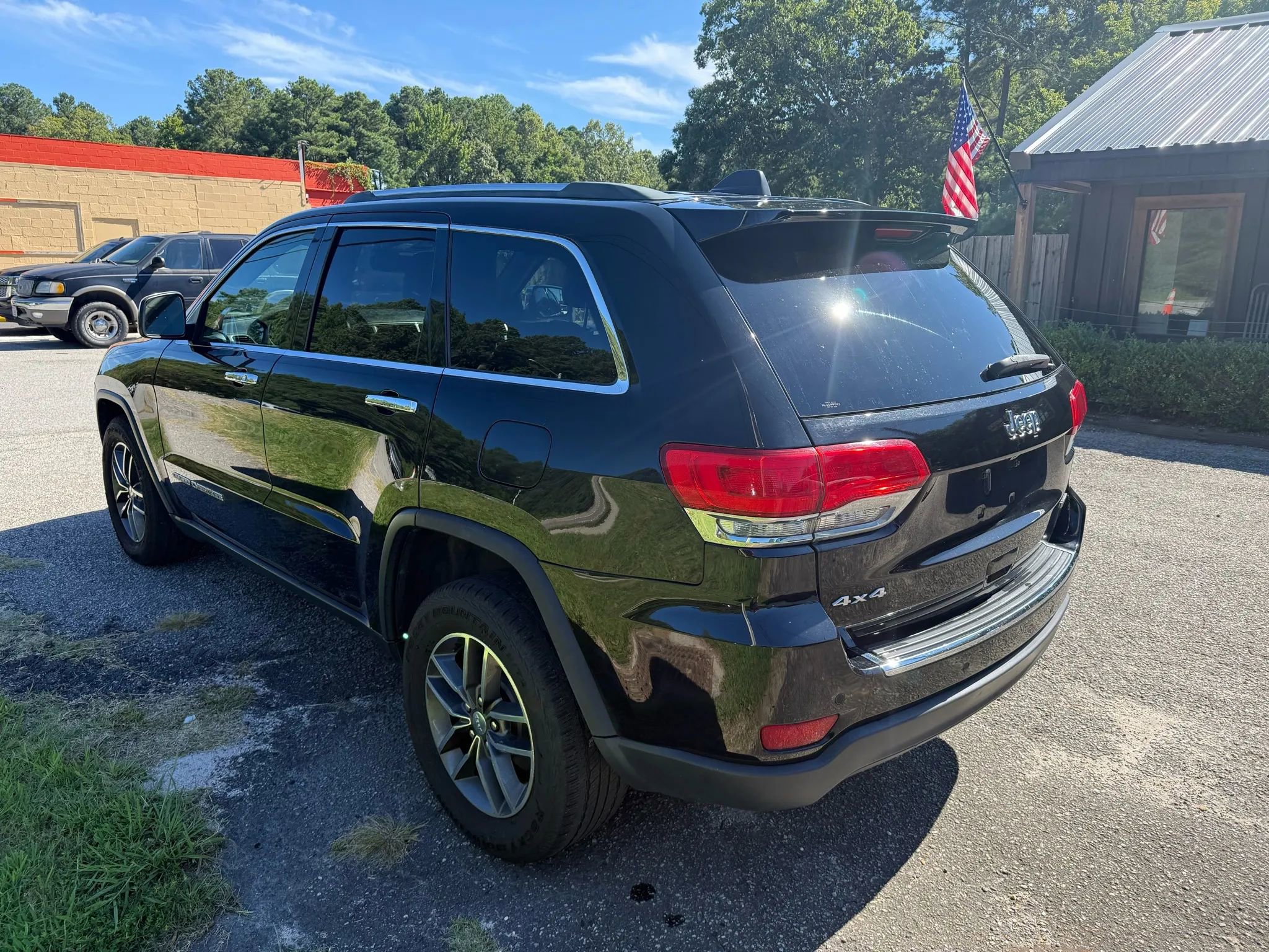 Used 2018 Jeep Grand Cherokee Limited image 5