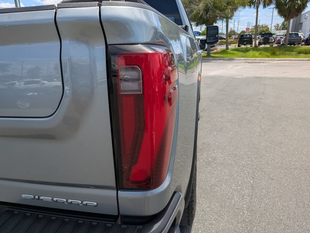 Used 2024 GMC Sierra 2500 Denali w/ Denali Reserve Package AWD/4WD image 14