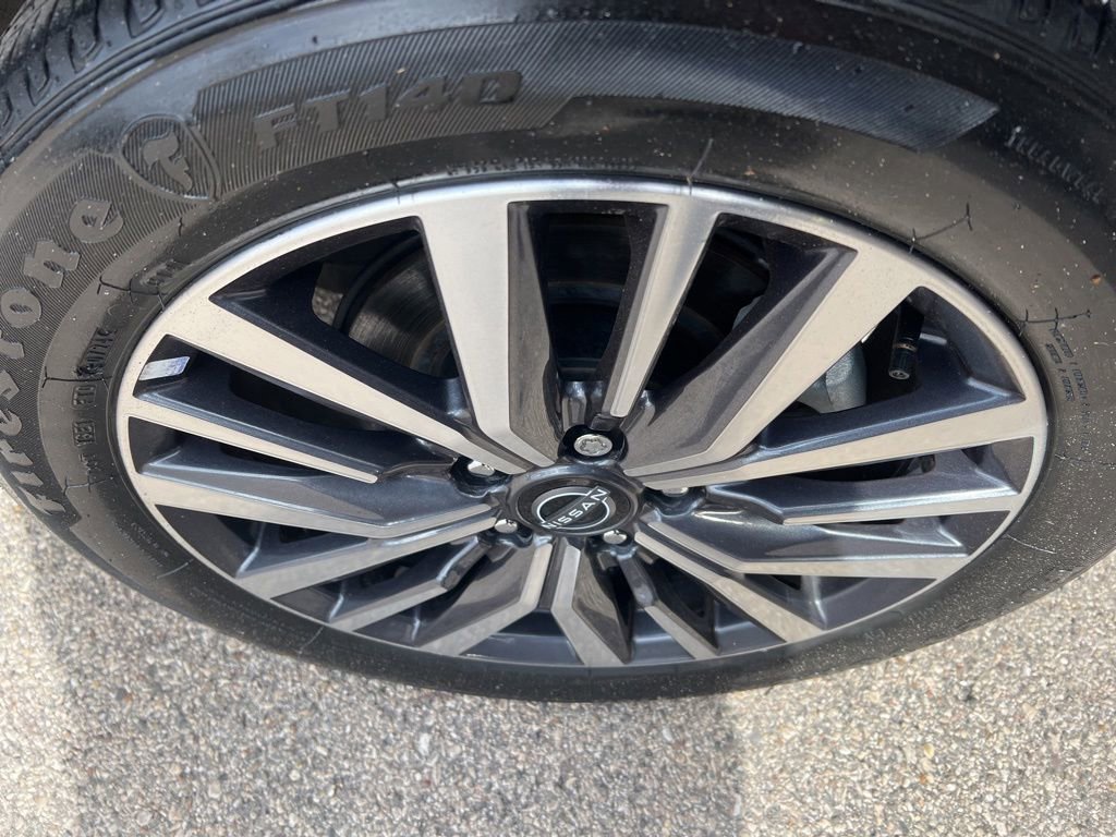 Certified 2024 Nissan Kicks SV image 43
