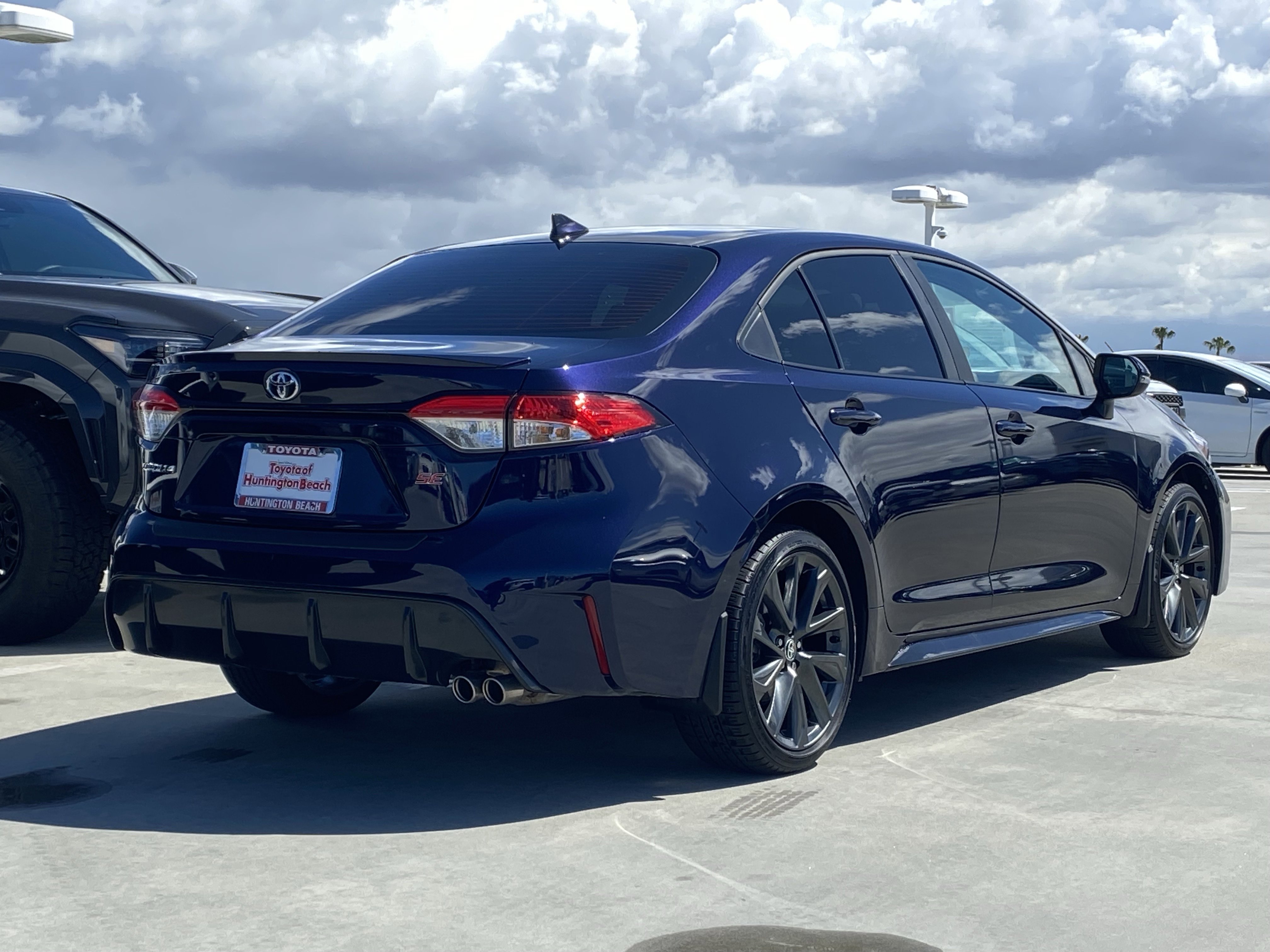Certified 2025 Toyota Corolla SE FWD image 3