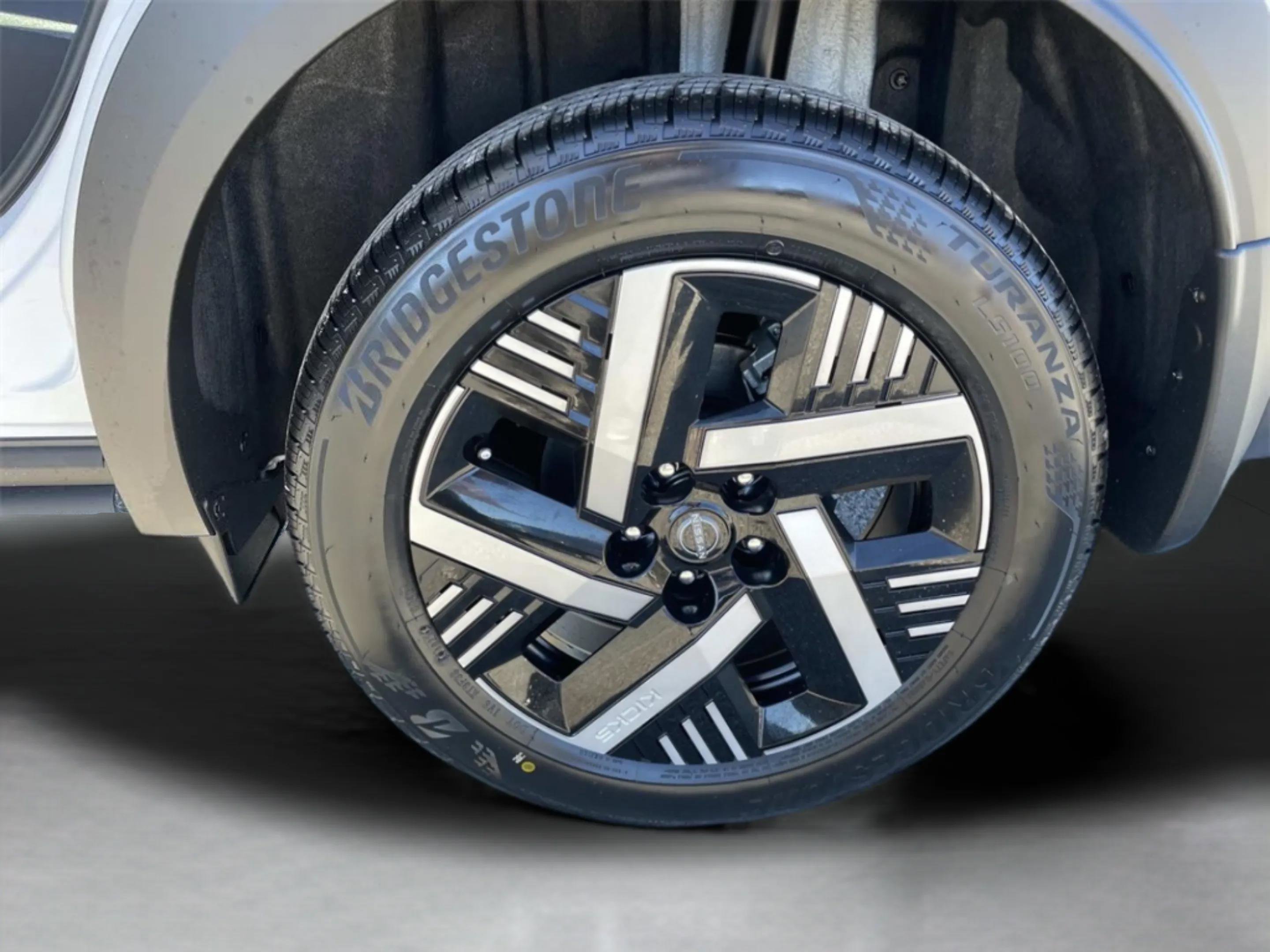 New 2026 Nissan Kicks SV w/ Cold Weather Package image 10