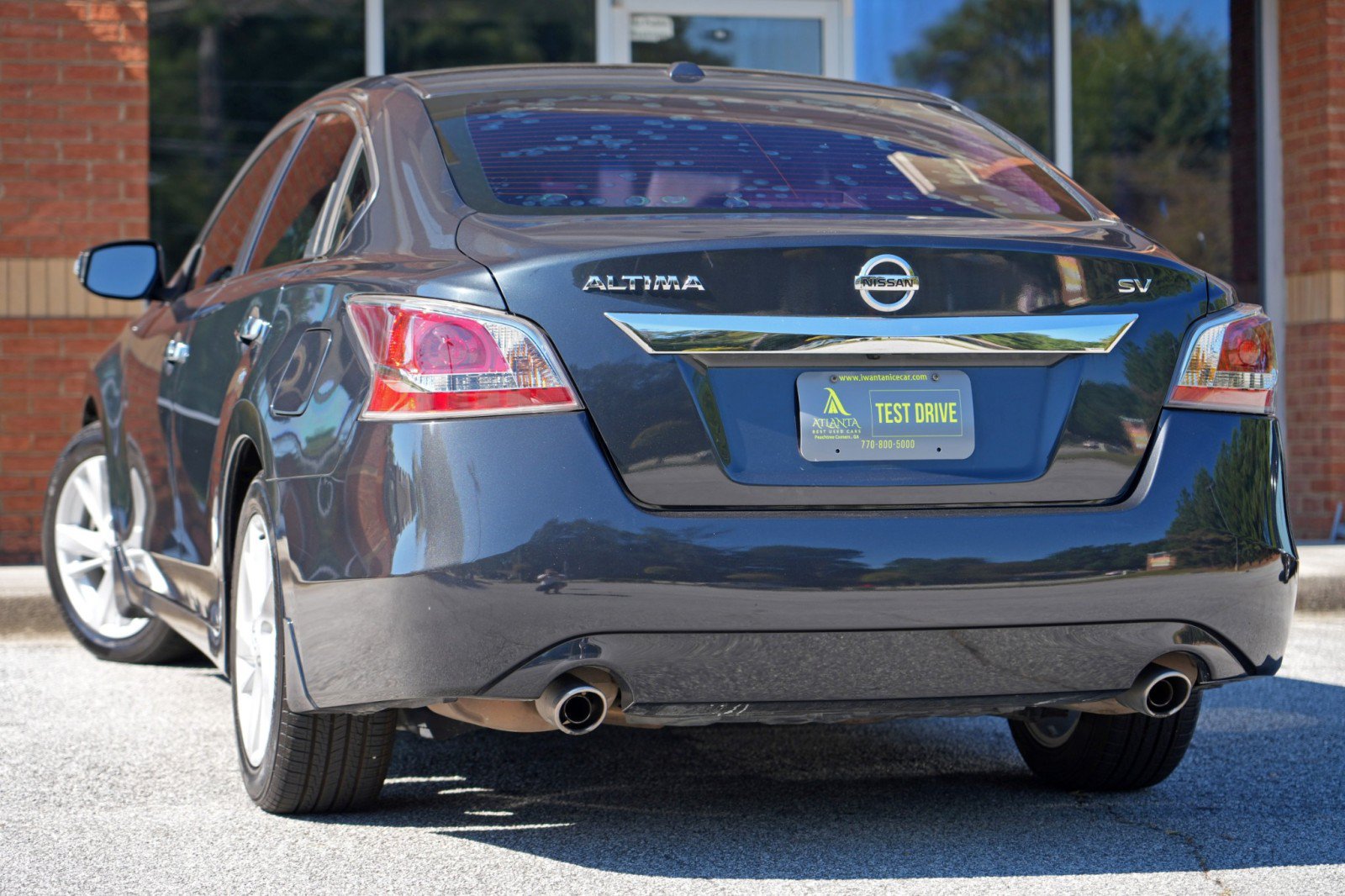 Used 2015 Nissan Altima 2.5 SV w/ Convenience Package FWD image 5
