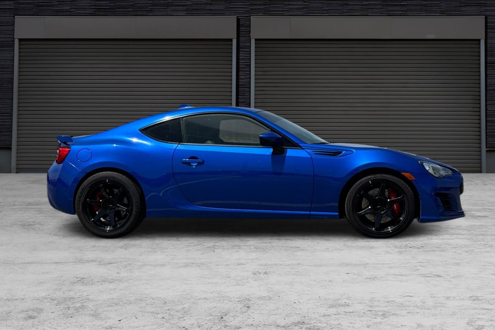 Used 2018 Subaru BRZ Limited w/ Performance Package RWD image 3