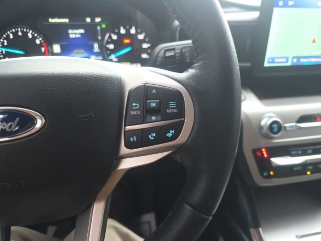 Used 2022 Ford Explorer XLT w/ Equipment Group 202A image 15