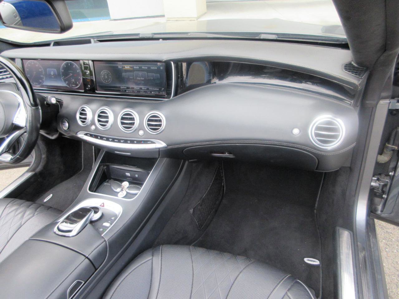 Used 2017 Mercedes-Benz S 550 Cabriolet image 27