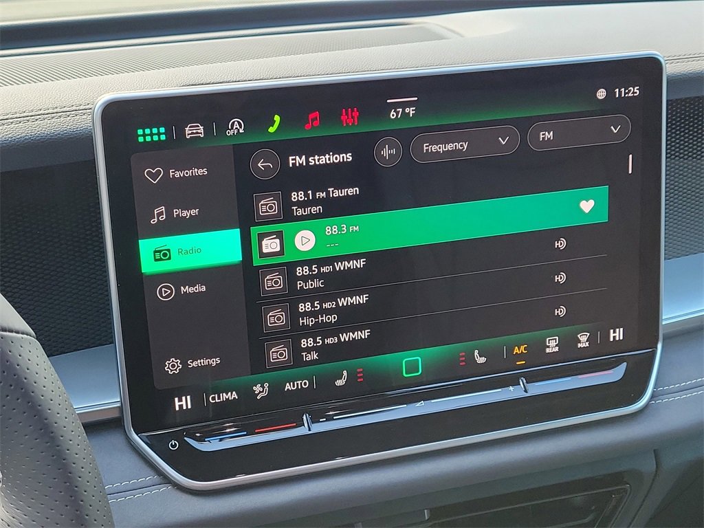 New 2026 Volkswagen Tiguan SE R-Line image 18