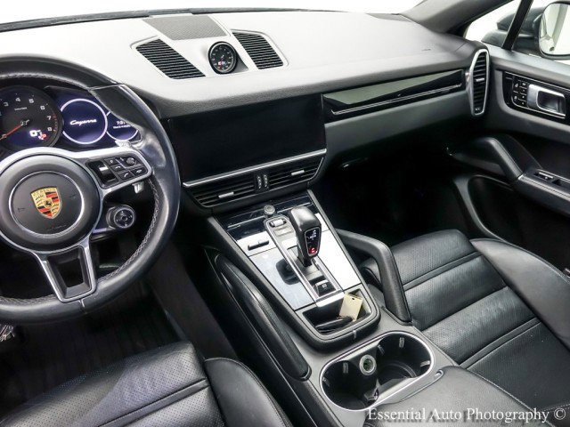 Used 2021 Porsche Cayenne Coupe image 17