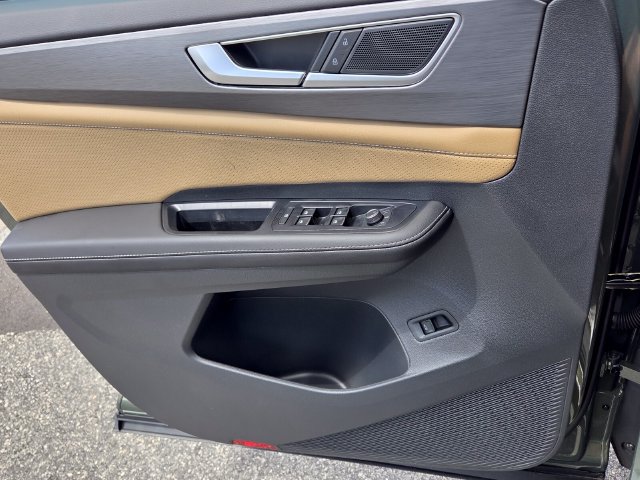 New 2026 Volkswagen Atlas Cross Sport SE FWD image 28