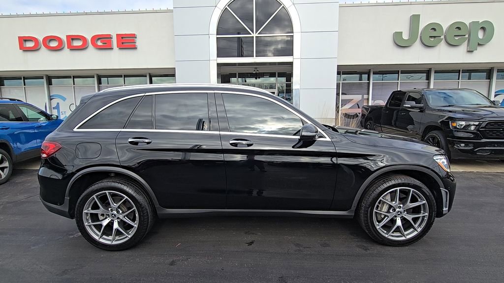 Used 2022 Mercedes-Benz GLC 300 4MATIC image 9