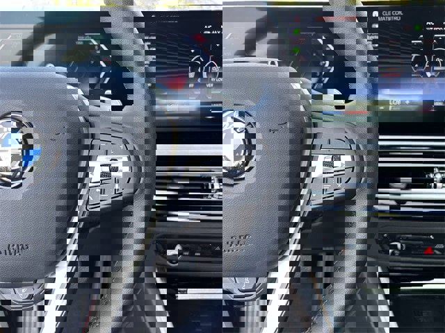 Used 2023 BMW 330i Sedan image 27