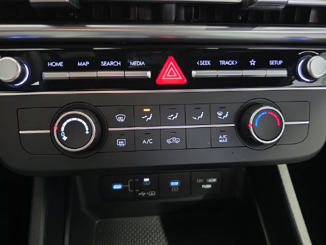Certified 2026 Hyundai Santa Cruz SE AWD/4WD image 17