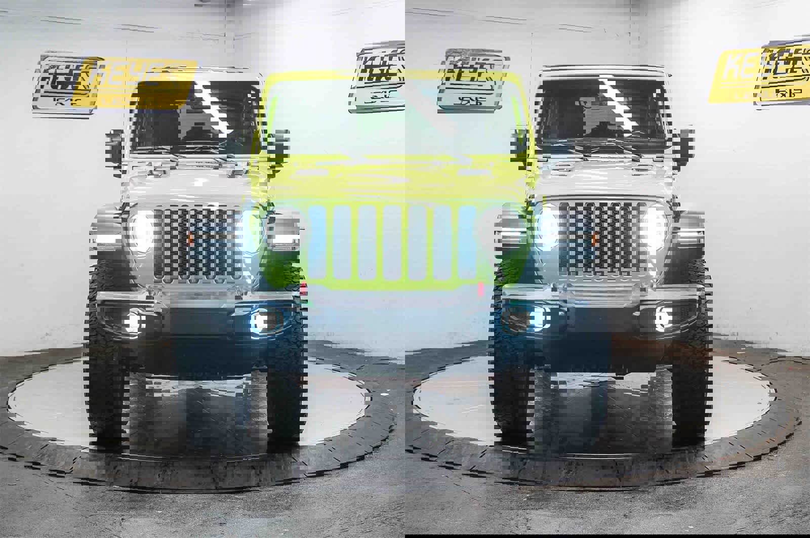 Used 2021 Jeep Wrangler Unlimited Rubicon w/ Xtreme Recon 35" Tire Package image 6