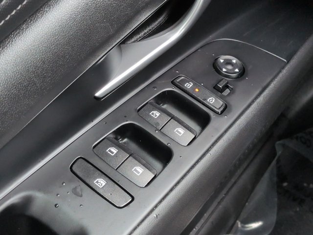 Used 2025 Hyundai Elantra SEL FWD image 23