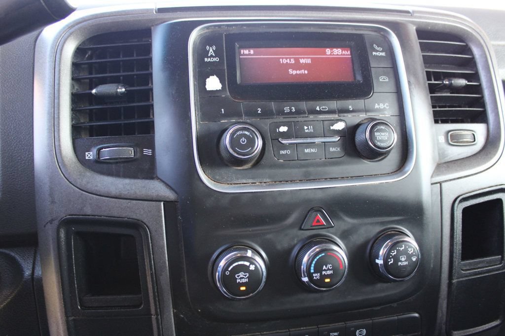 Used 2018 RAM 3500 Tradesman w/ Chrome Appearance Group AWD/4WD image 9