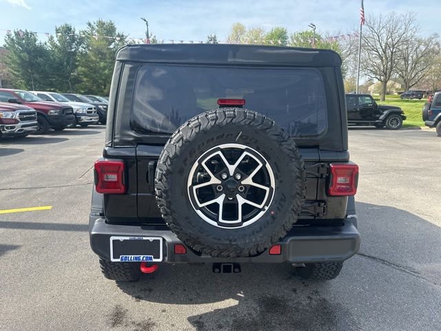 Certified 2025 Jeep Wrangler Unlimited Rubicon AWD/4WD image 4