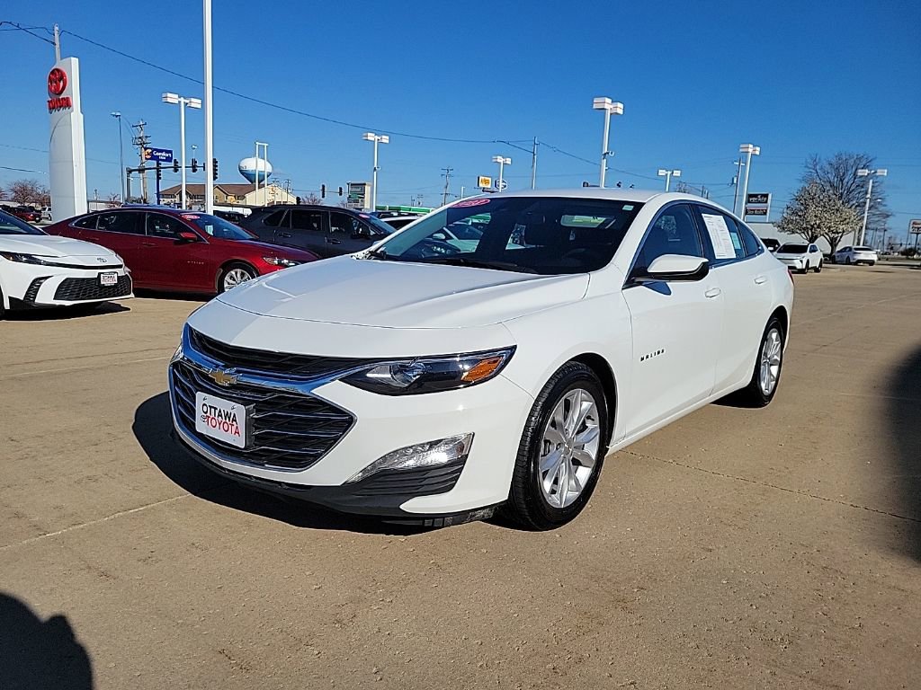 Used 2023 Chevrolet Malibu LT FWD image 2