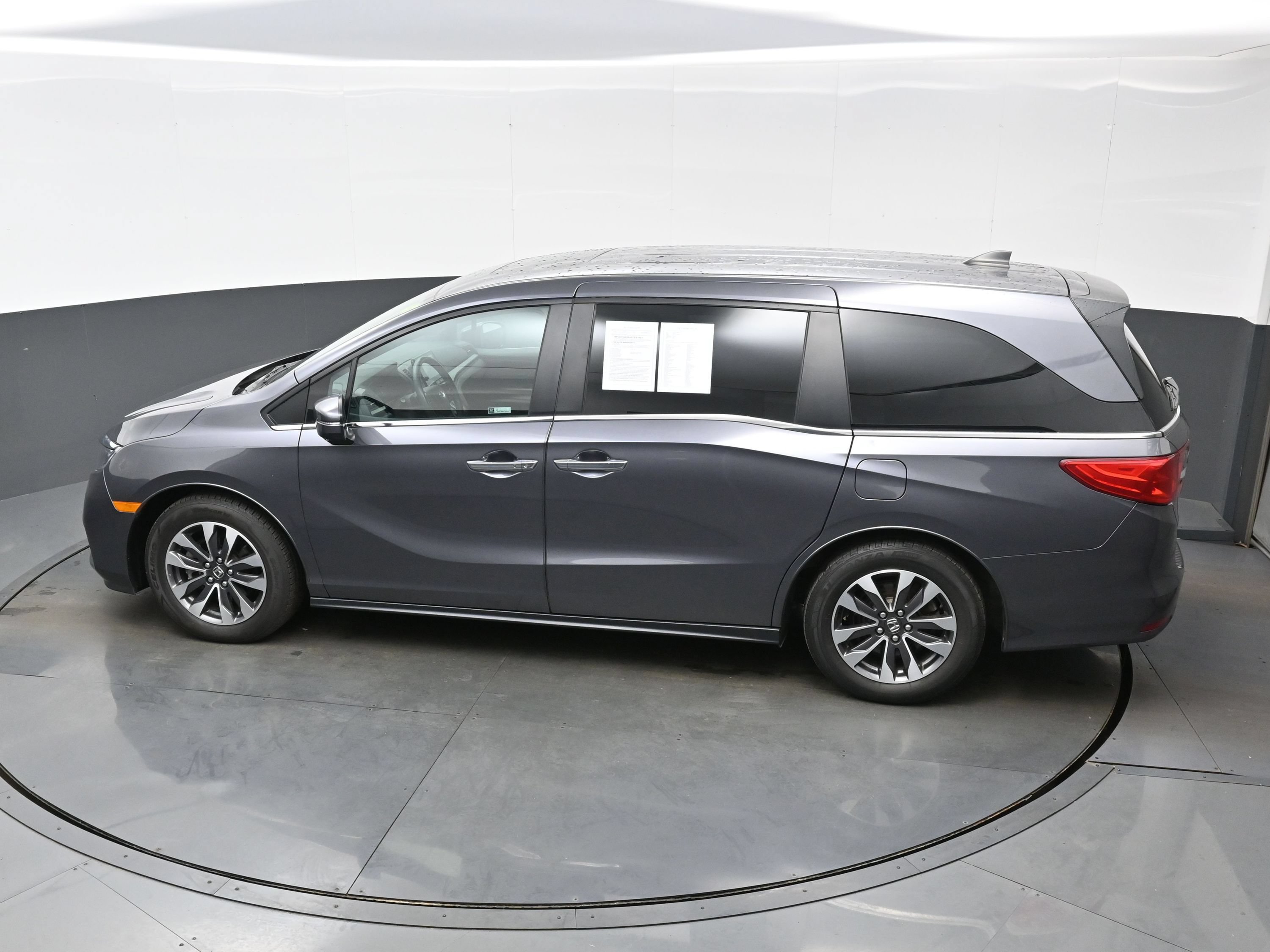 Used 2023 Honda Odyssey EX-L image 38