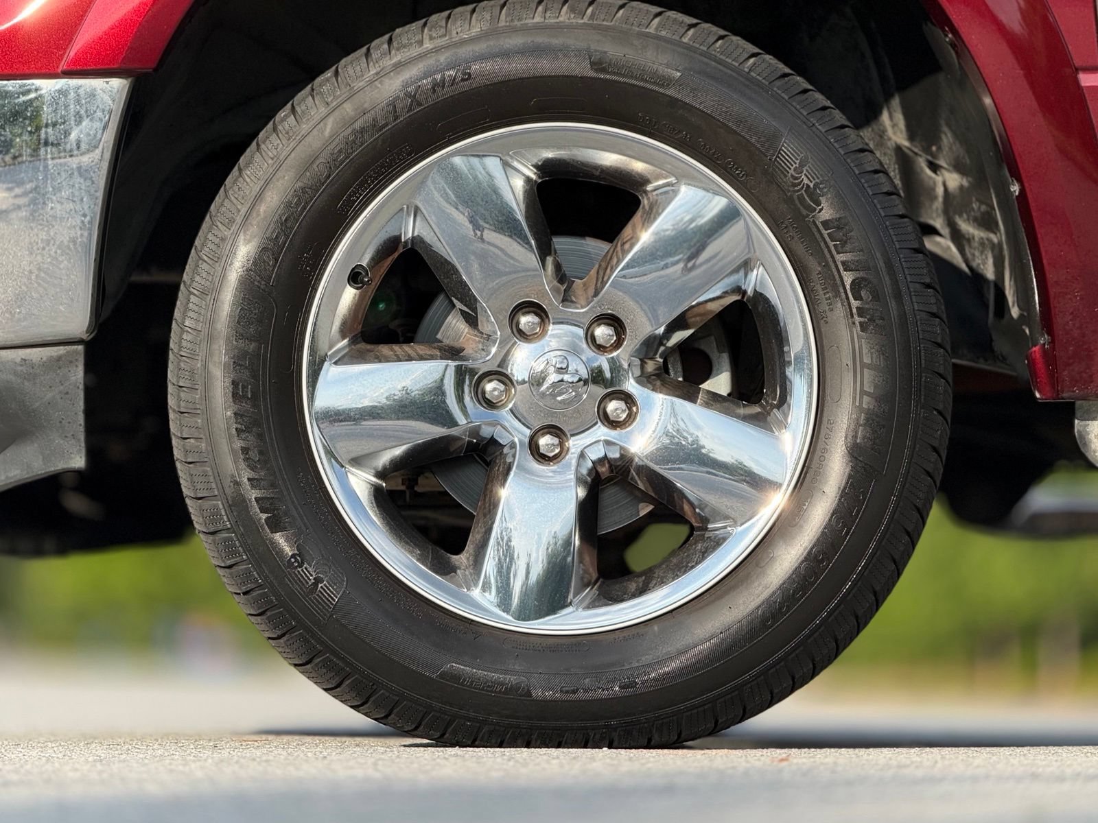 Used 2016 RAM 1500 Laramie AWD/4WD image 18