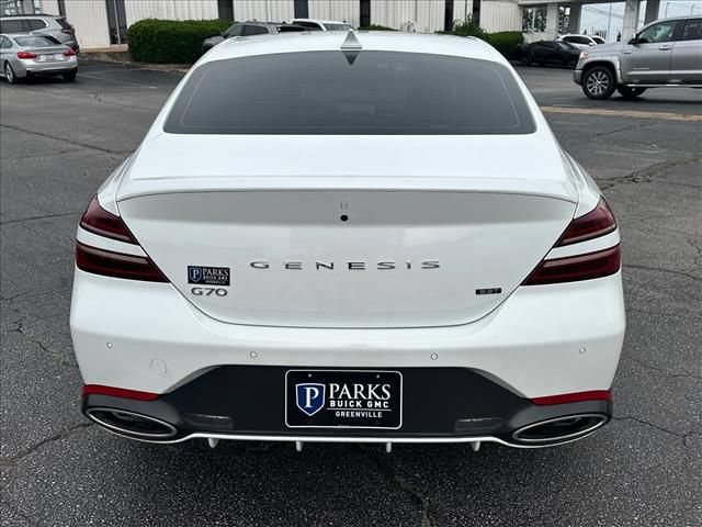 Used 2023 Genesis G70 3.3T image 10