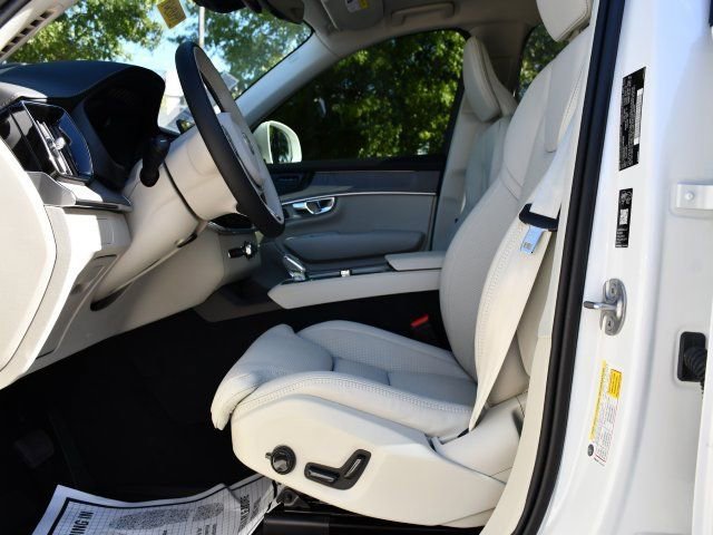 New 2026 Volvo XC90 B6 Ultra AWD/4WD image 13