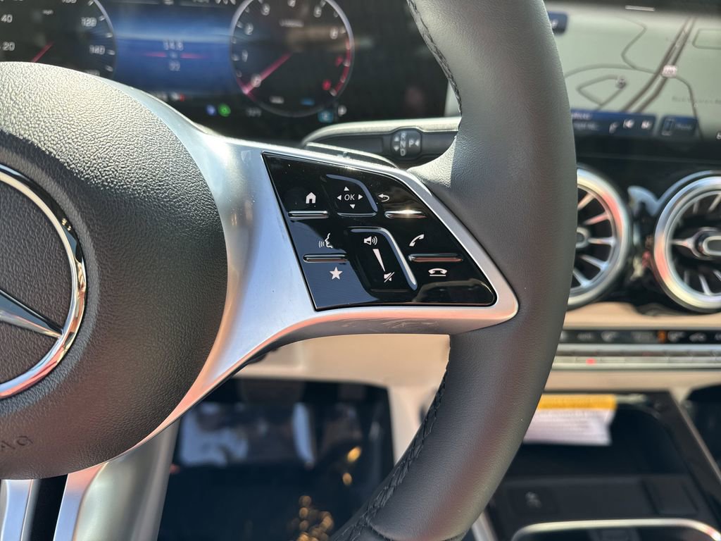 New 2026 Mercedes-Benz GLB 250 4MATIC image 23