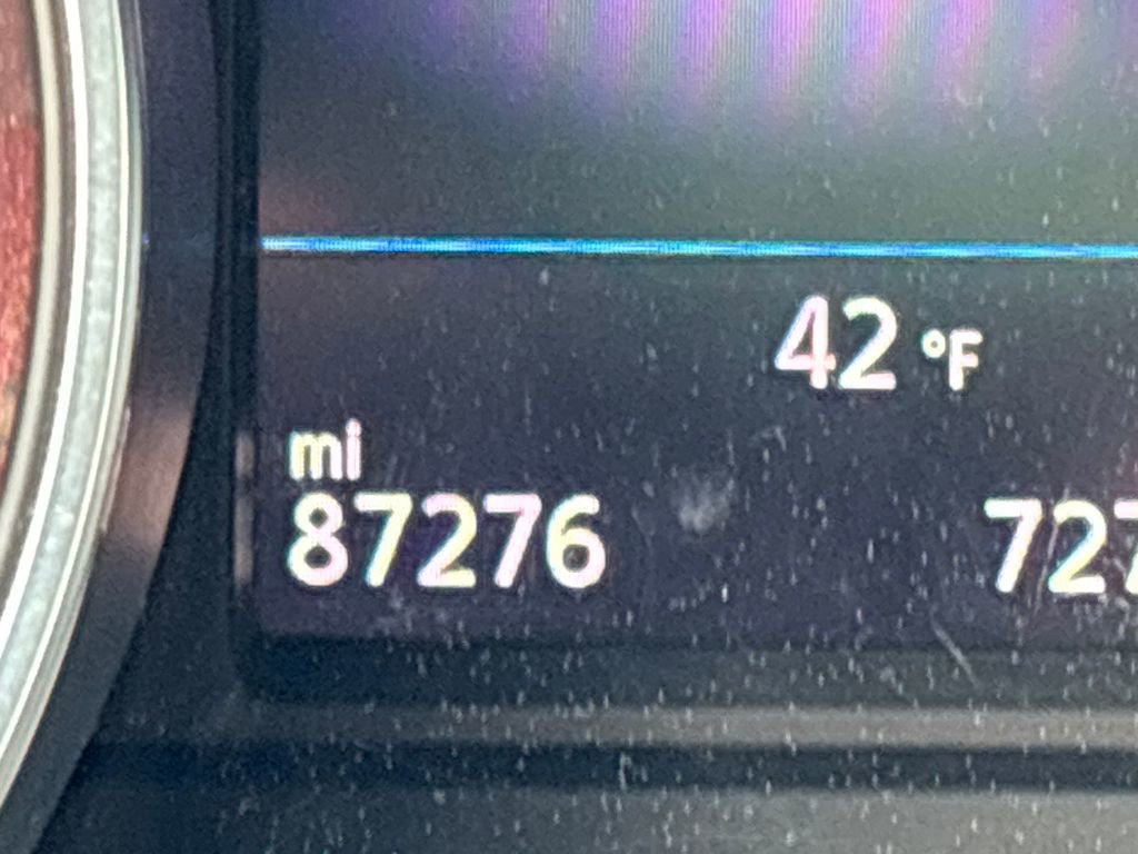 Used 2021 Volkswagen Tiguan SE w/ Panoramic Sunroof Package image 21