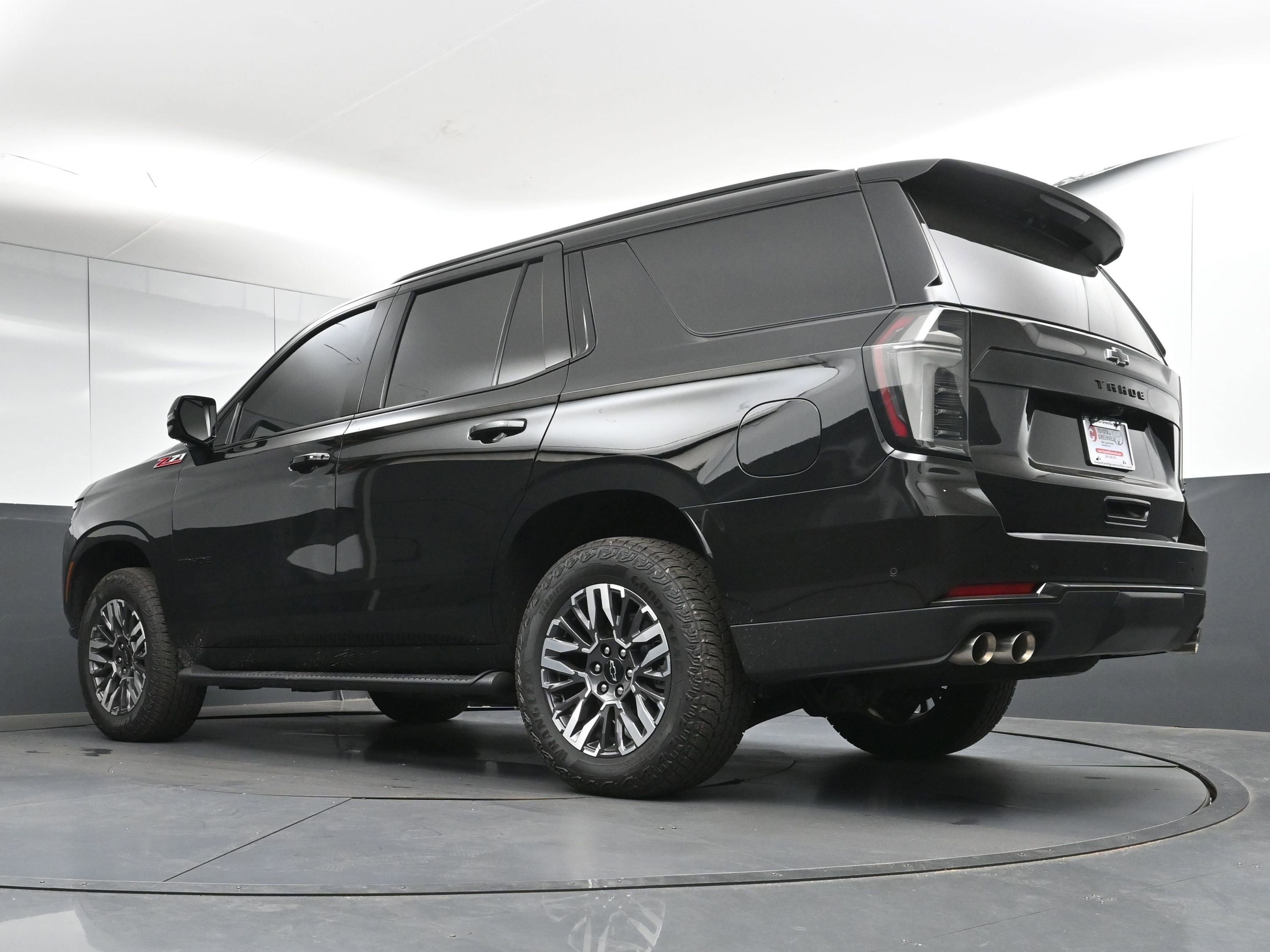 Used 2026 Chevrolet Tahoe Z71 w/ Comfort Package image 29