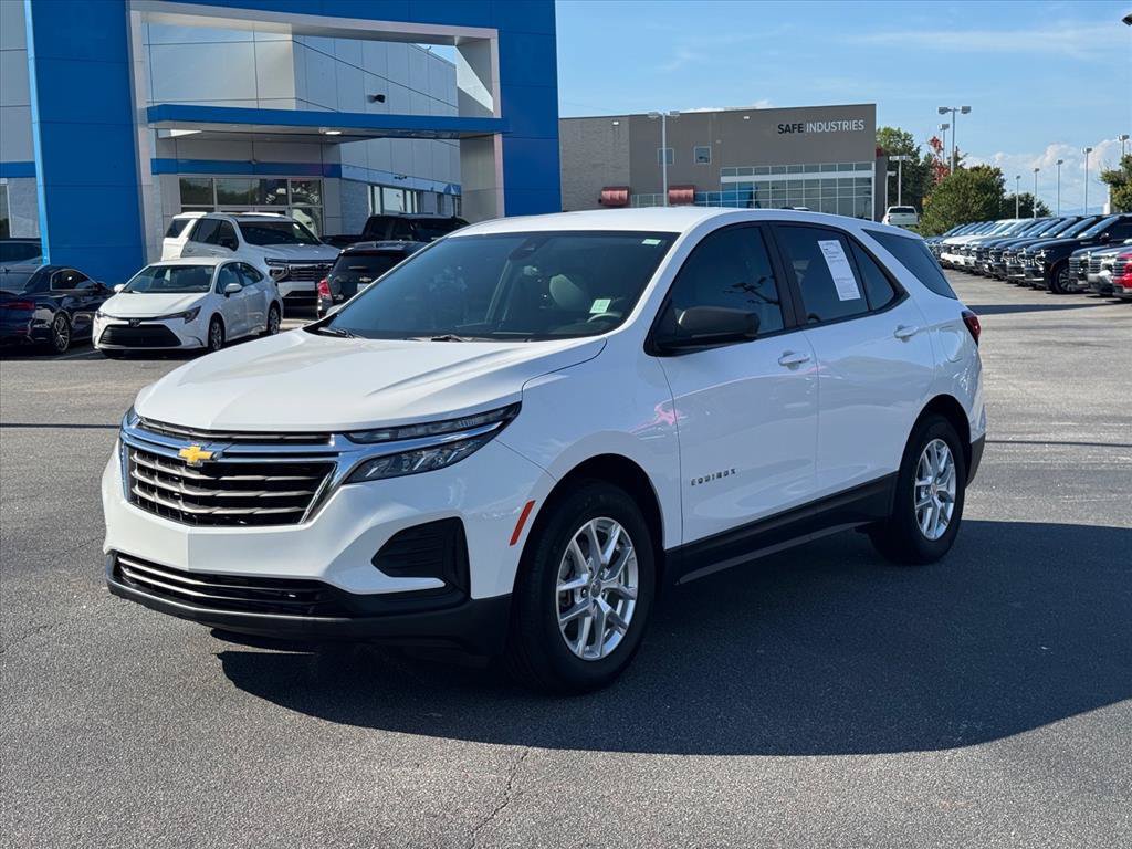 Used 2024 Chevrolet Equinox LS w/ LS Convenience Package FWD image 7