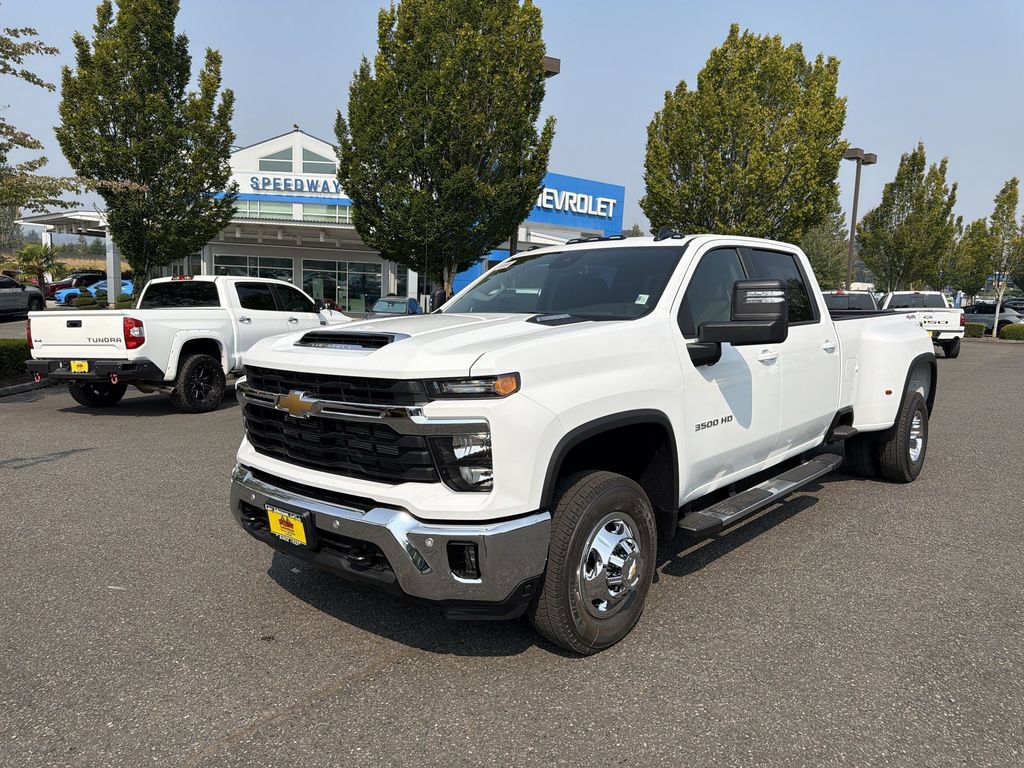 New 2026 Chevrolet Silverado 3500 LT w/ All Star Edition
