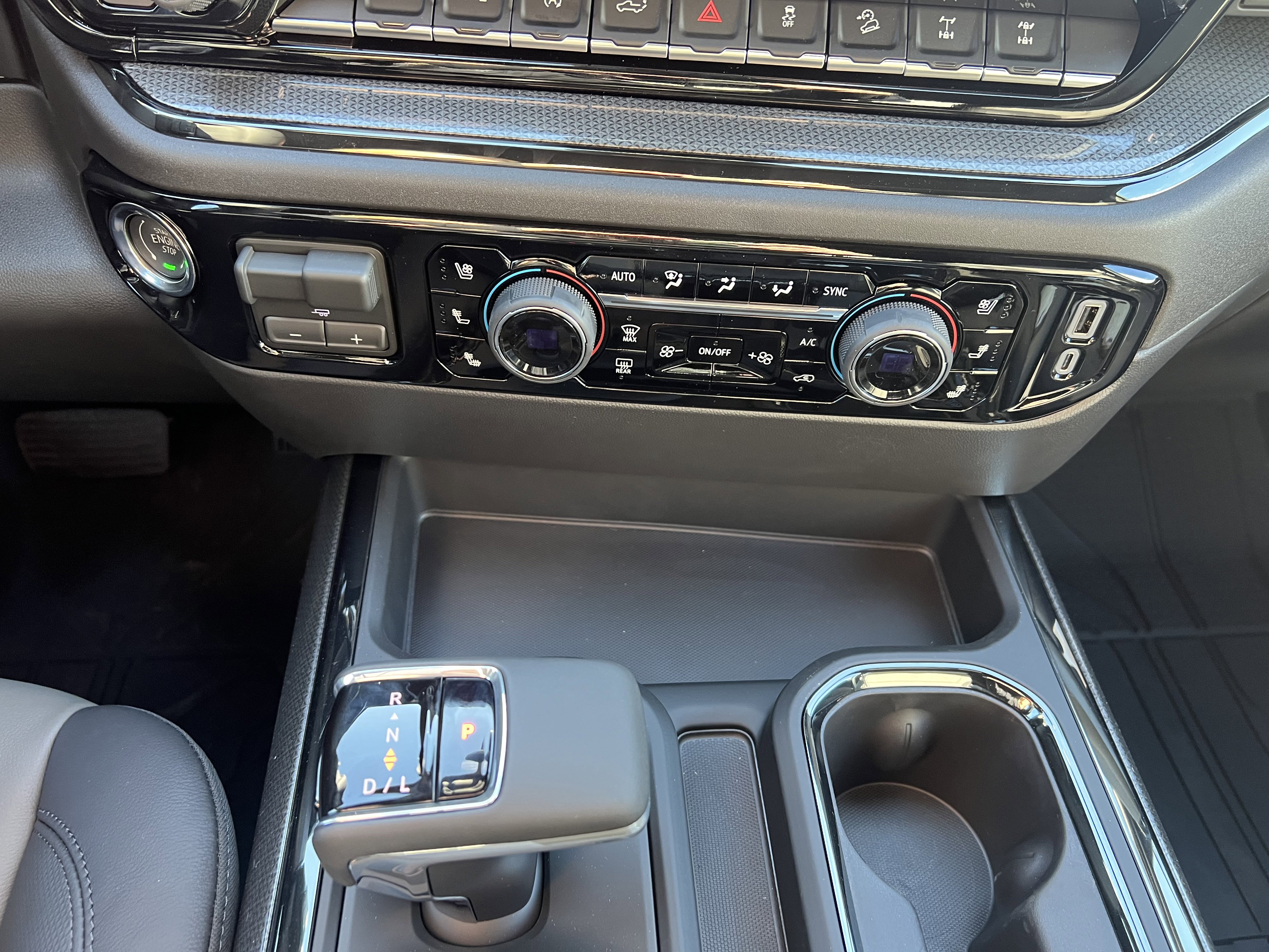 New 2026 Chevrolet Silverado 1500 ZR2 w/ LPO, Dark Essentials Package image 8