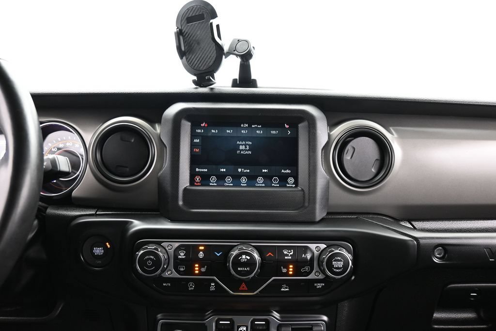 Used 2022 Jeep Wrangler Unlimited Sport AWD/4WD image 44