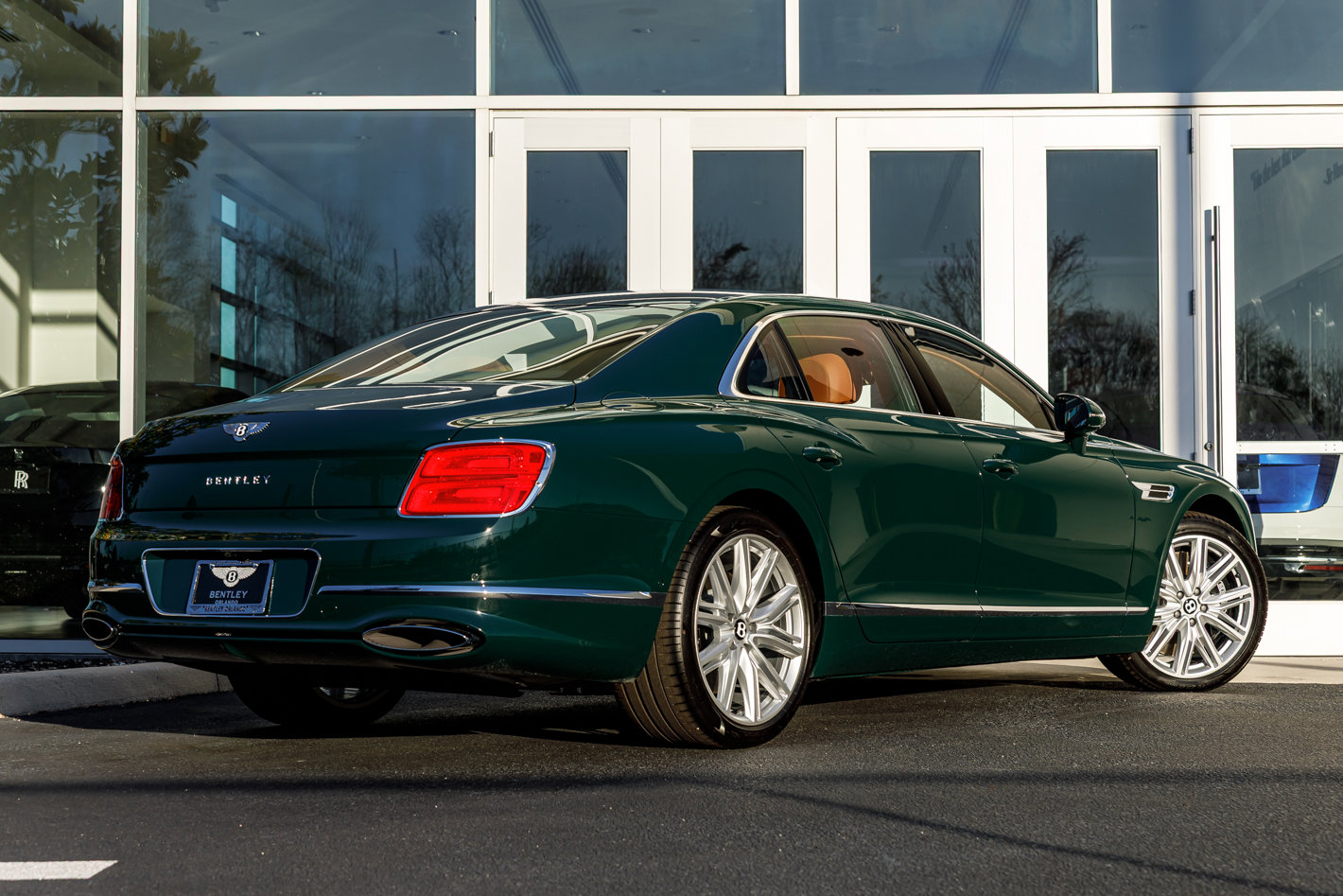 New 2026 Bentley Flying Spur Plug-In Hybrid image 16