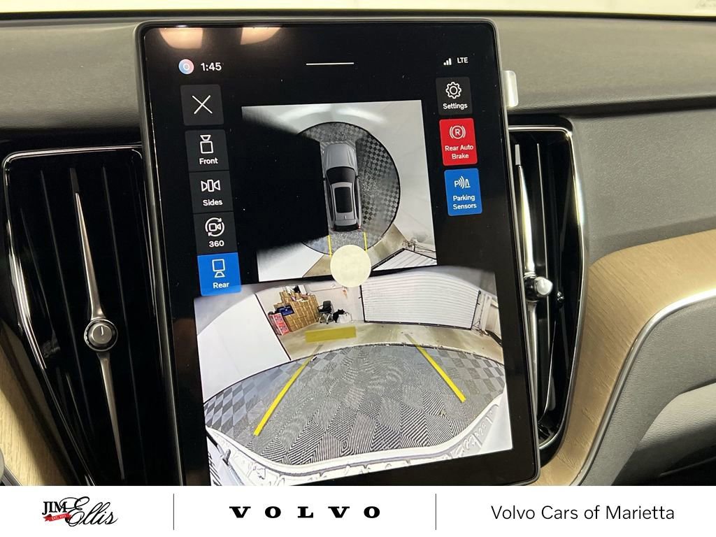 New 2026 Volvo XC60 B5 Plus w/ Protection Package Premier image 20