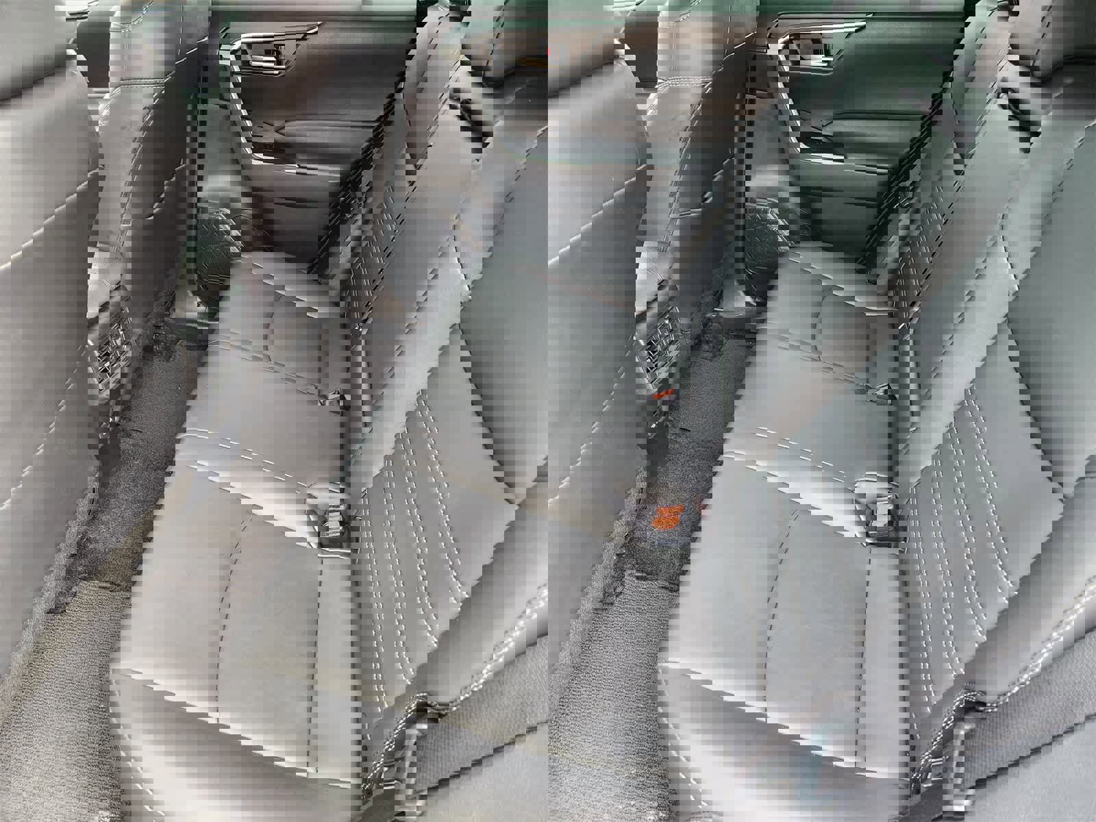 Used 2024 Toyota RAV4 XLE Premium image 24