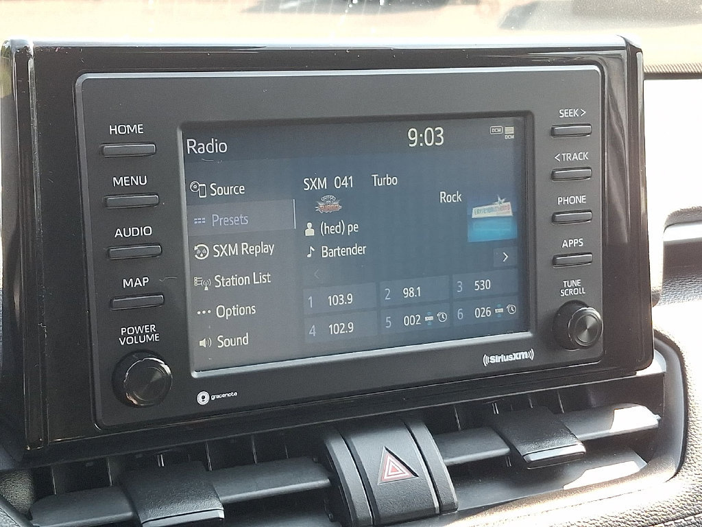 Used 2021 Toyota RAV4 LE AWD/4WD image 18