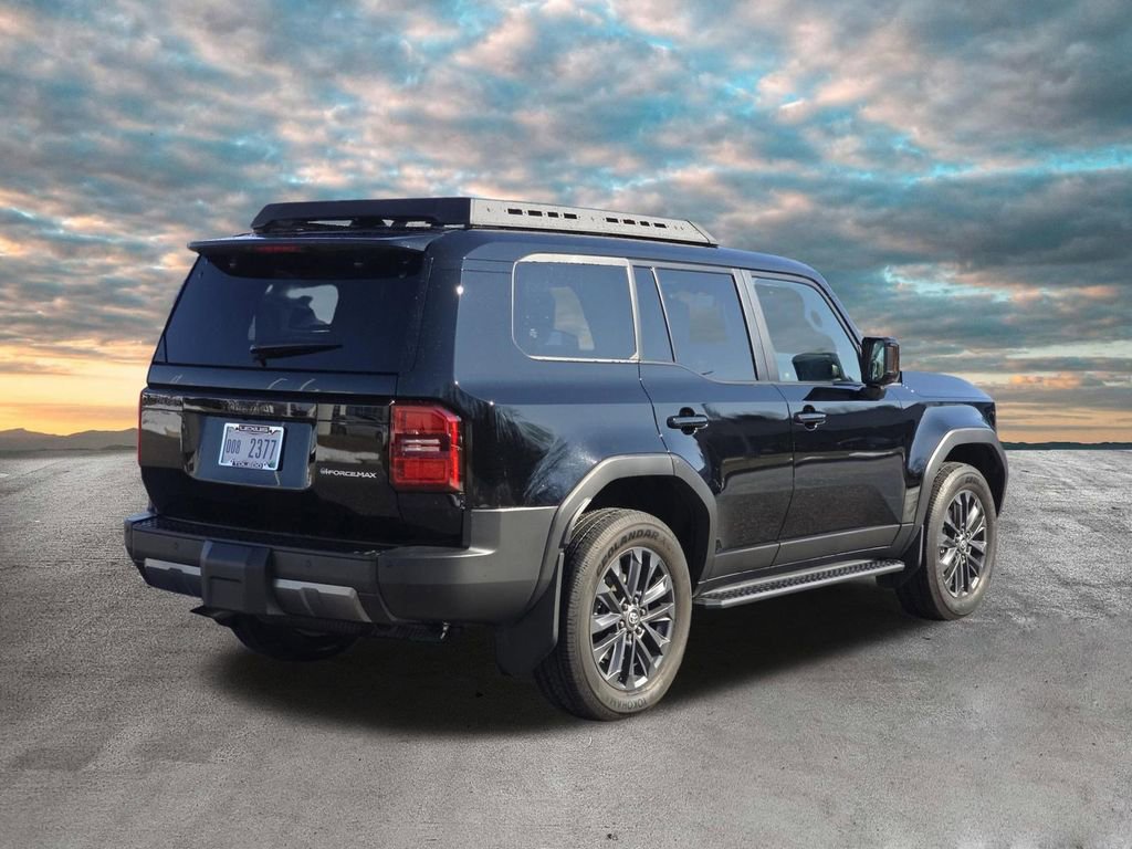 Used 2025 Toyota Land Cruiser image 9