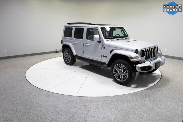 Used 2022 Jeep Wrangler Unlimited Sahara image 30