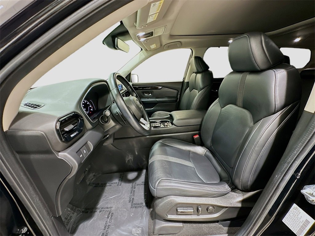 Used 2023 Honda Pilot Touring image 22