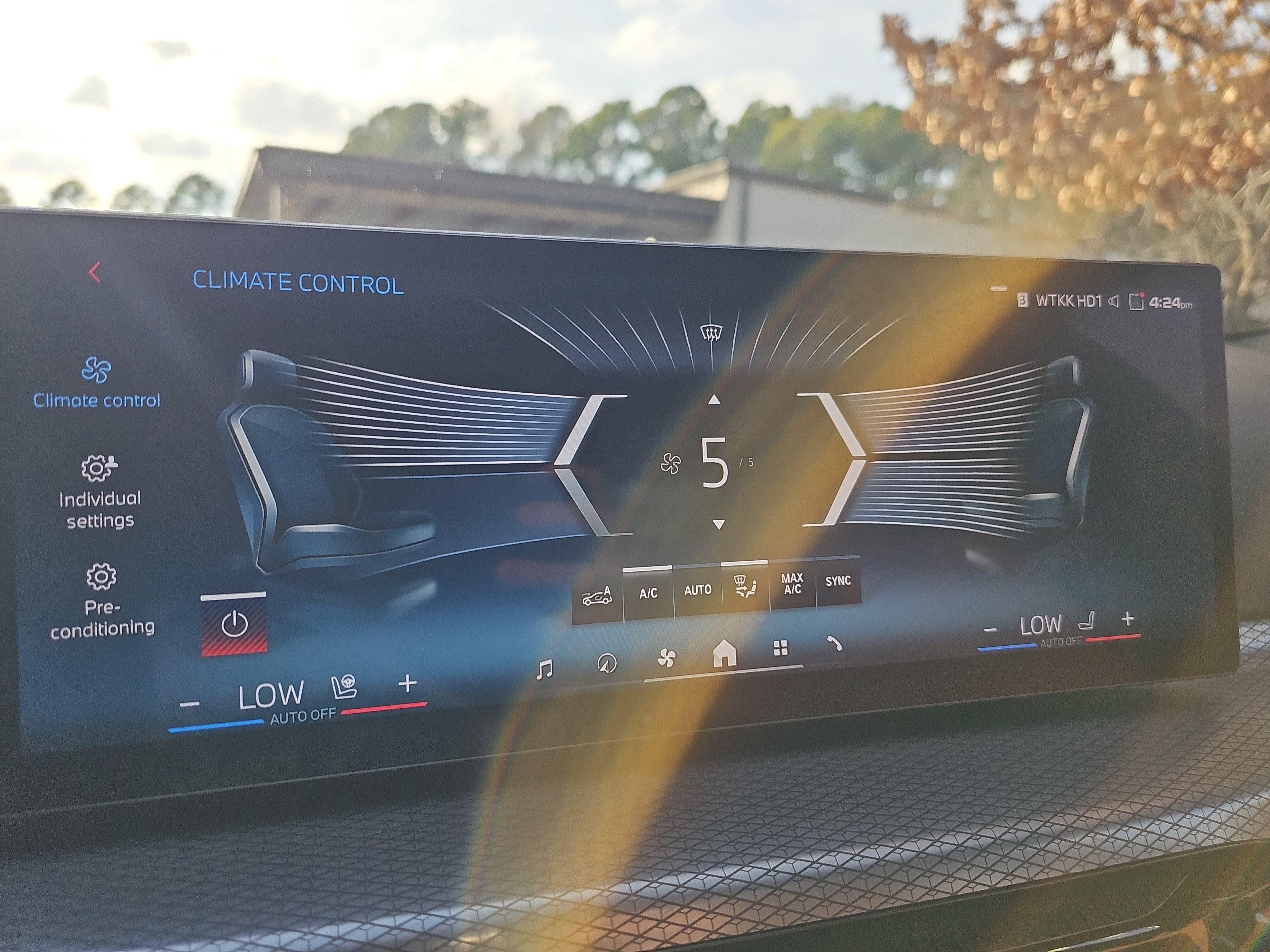 Certified 2025 BMW M340i image 23