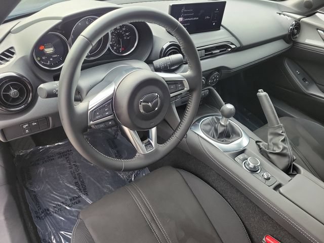 Certified 2025 MAZDA MX-5 Miata Club RWD image 11