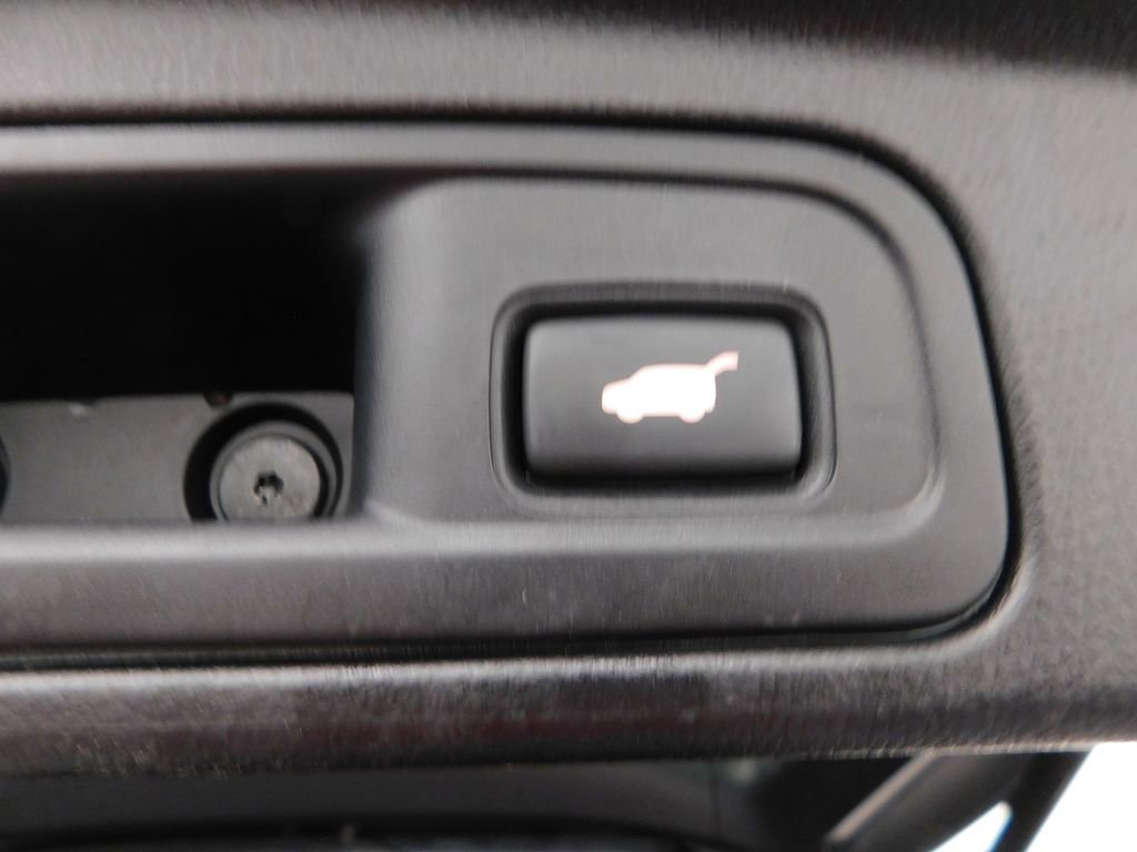 Used 2020 Honda Pilot Elite image 16