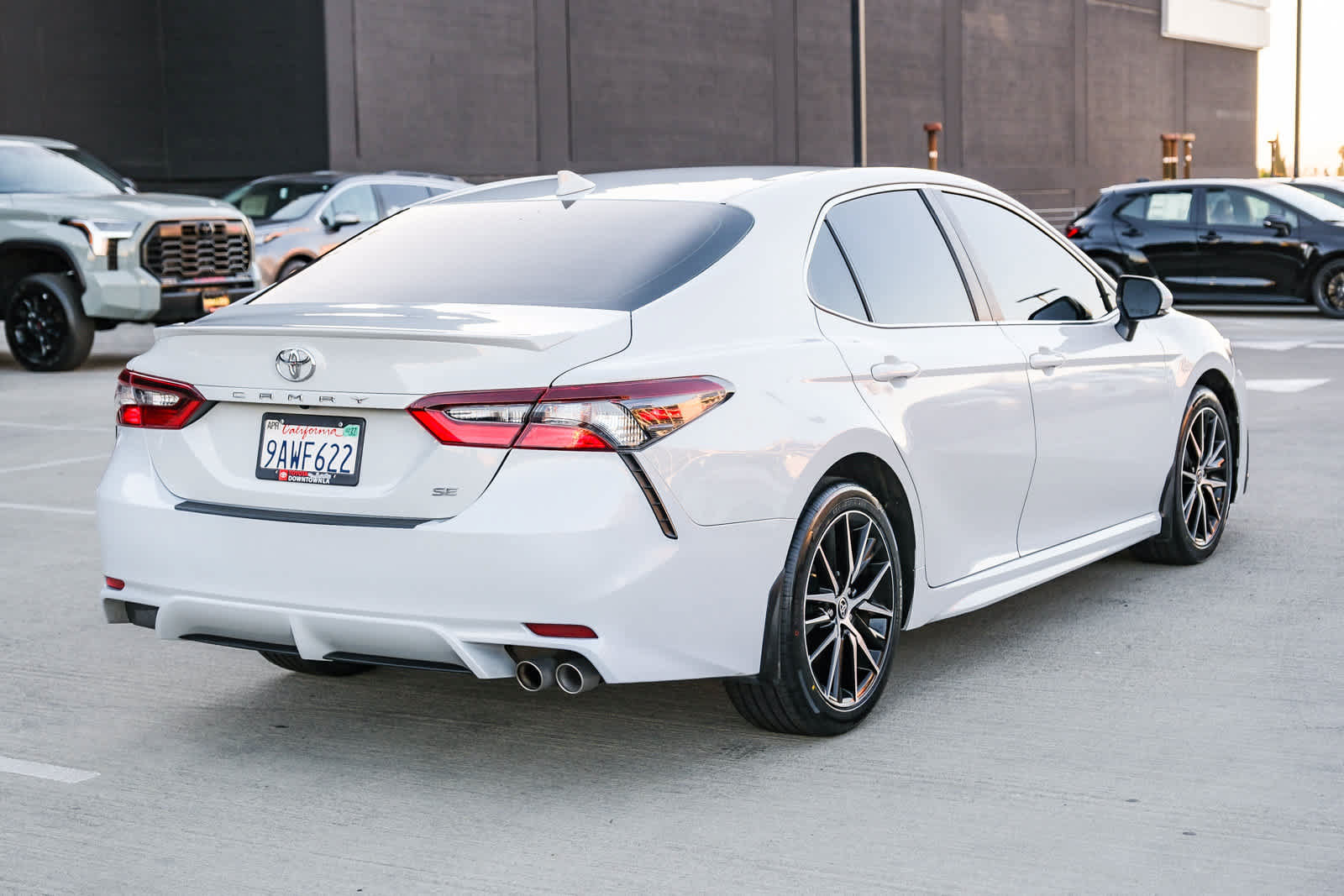 Certified 2022 Toyota Camry SE FWD image 4