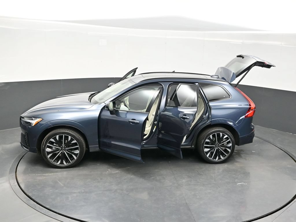 New 2026 Volvo XC60 B5 Ultra w/ Protection Package Premier AWD/4WD image 38