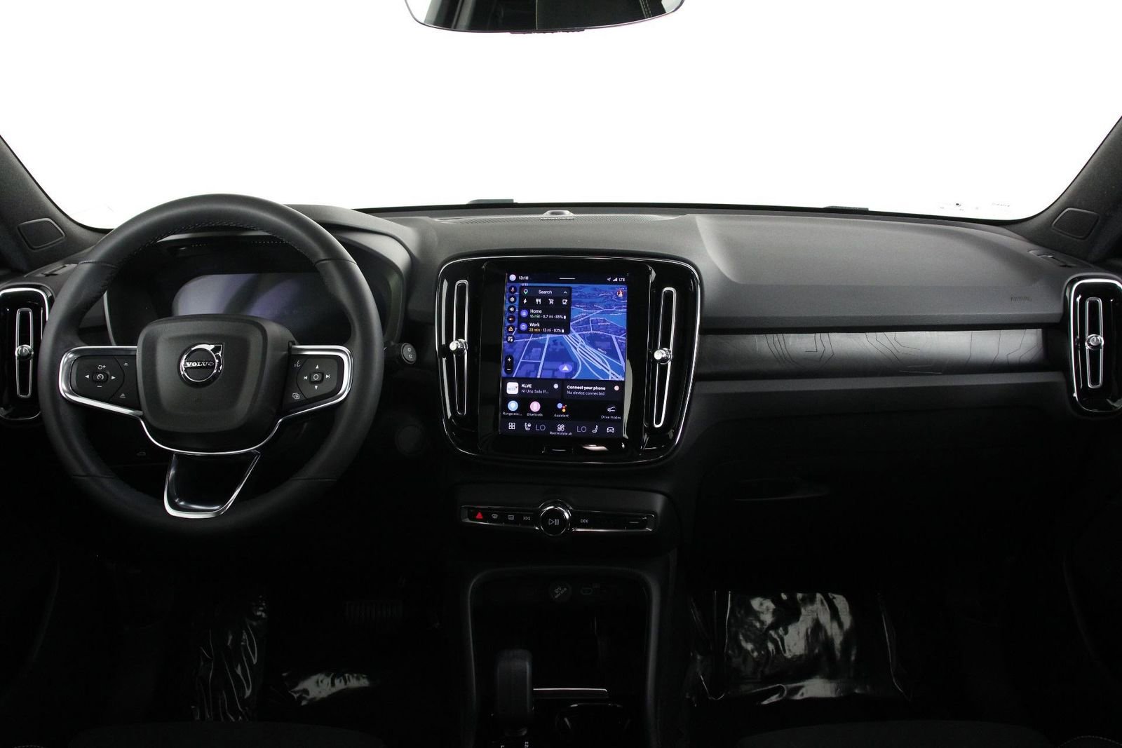 Certified 2023 Volvo XC40 Recharge Ultimate AWD/4WD image 7