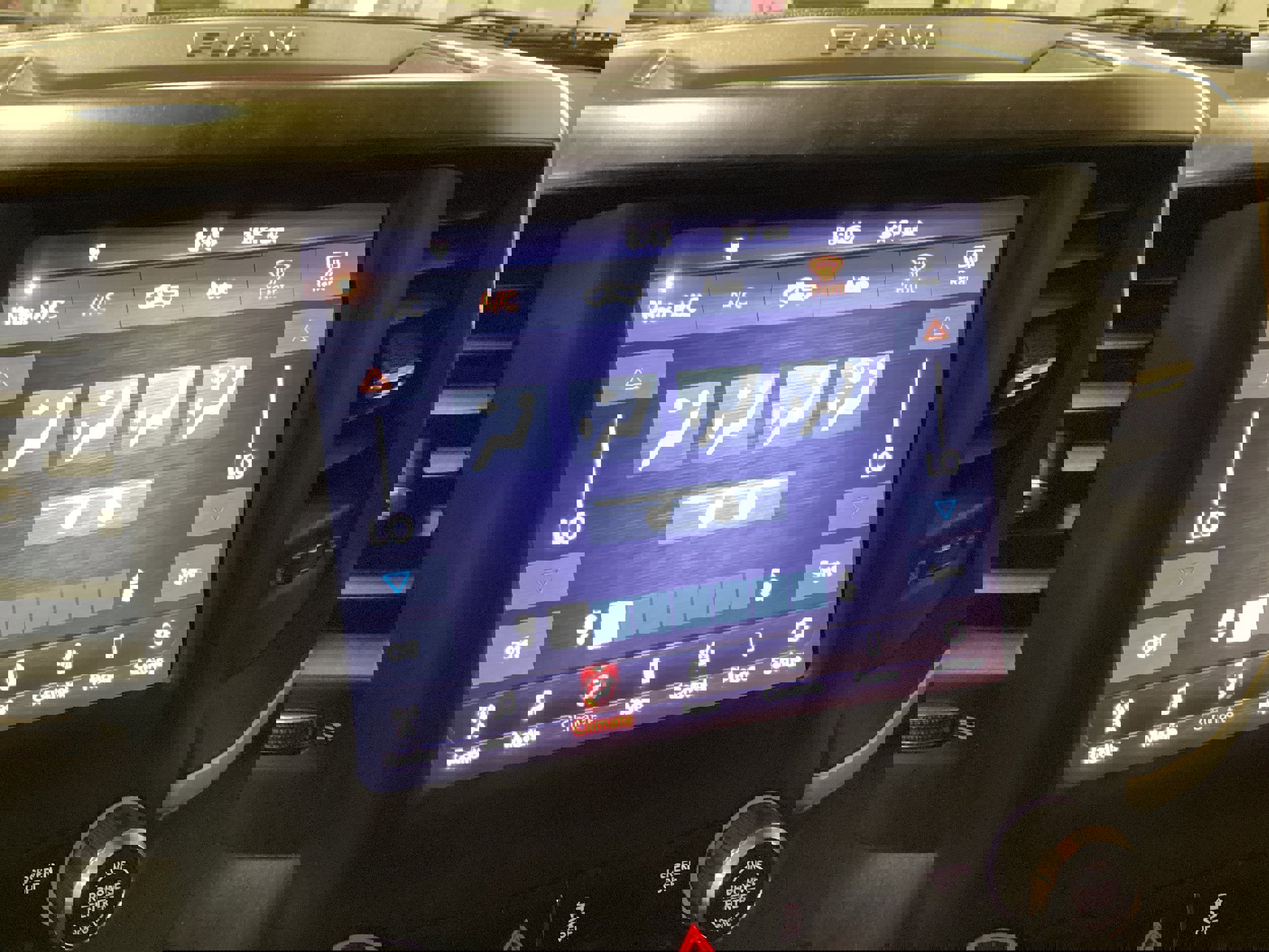 Used 2020 RAM 2500 Big Horn w/ Level 2 Equipment Group image 28